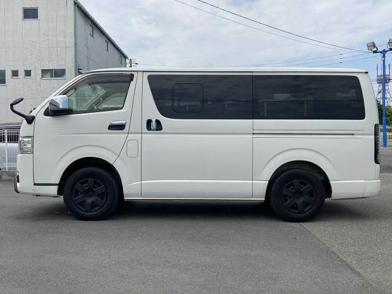 HIACE VAN-16