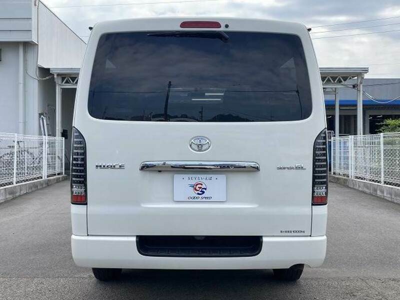 HIACE VAN-17