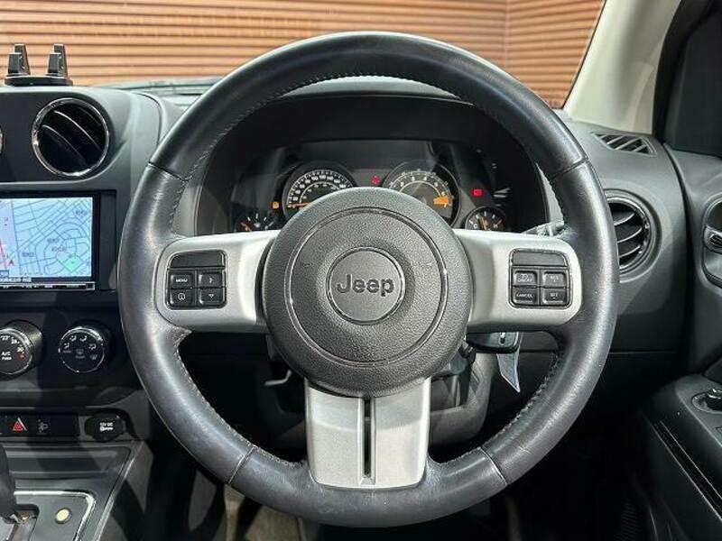 JEEP COMPASS-12