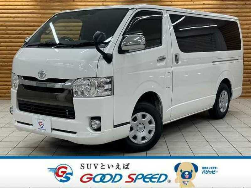 TOYOTA　HIACE VAN