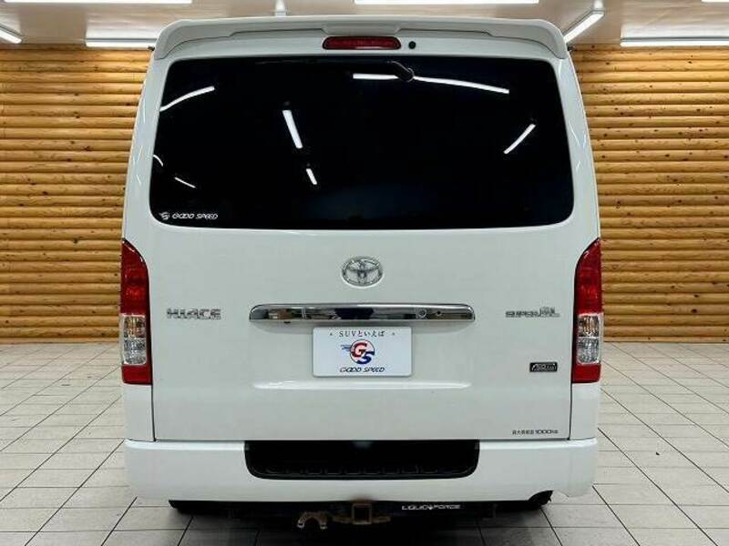 HIACE VAN-18