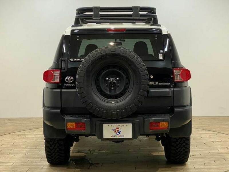 FJ CRUISER-12