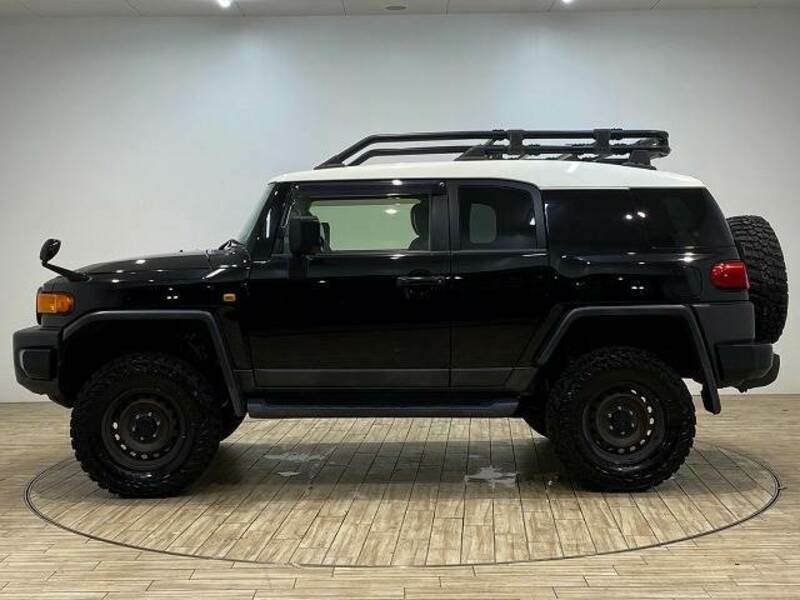 FJ CRUISER-16