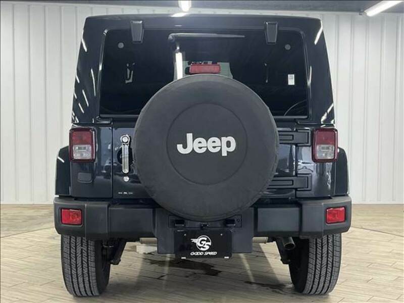 JEEP WRANGLER-12