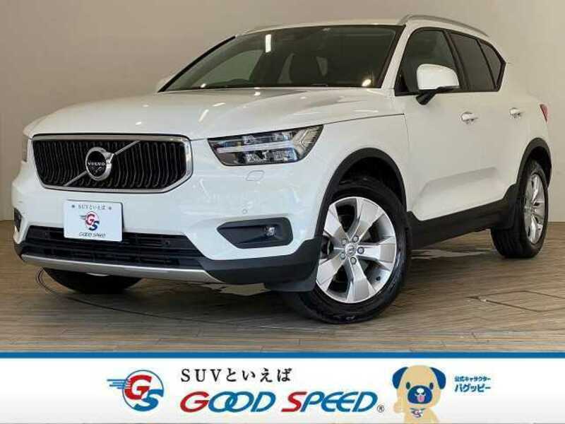 VOLVO　XC40