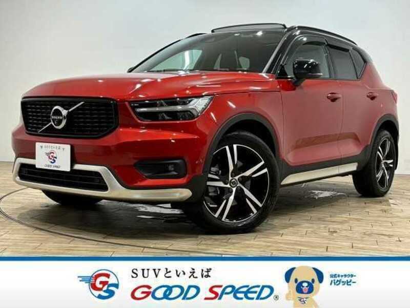 VOLVO　XC40