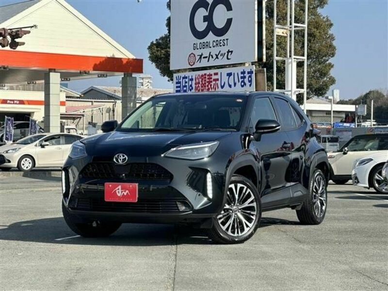 TOYOTA　YARIS CROSS