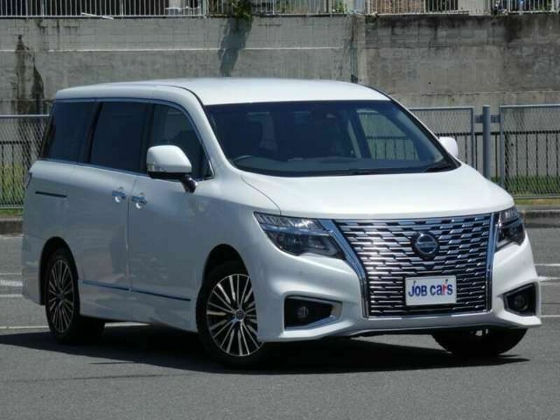 NISSAN　ELGRAND