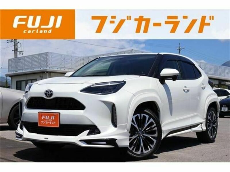 TOYOTA　YARIS CROSS