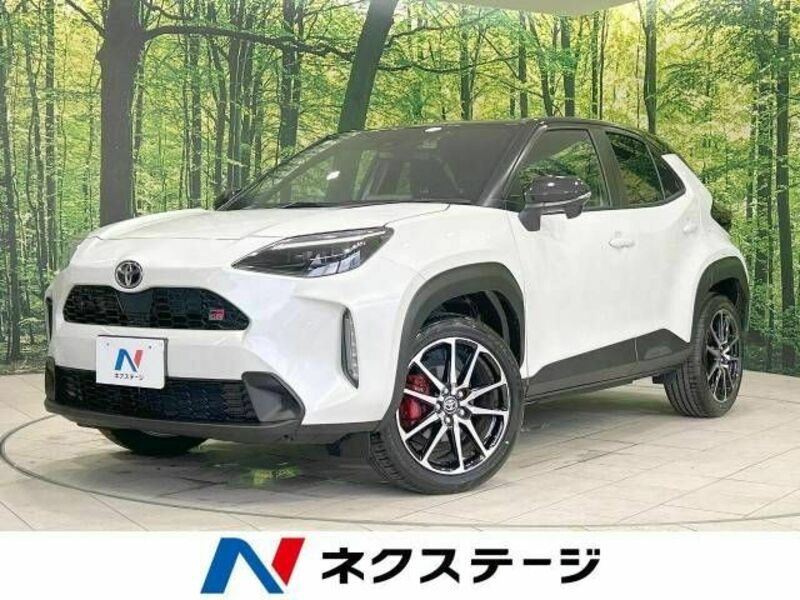 TOYOTA　YARIS CROSS