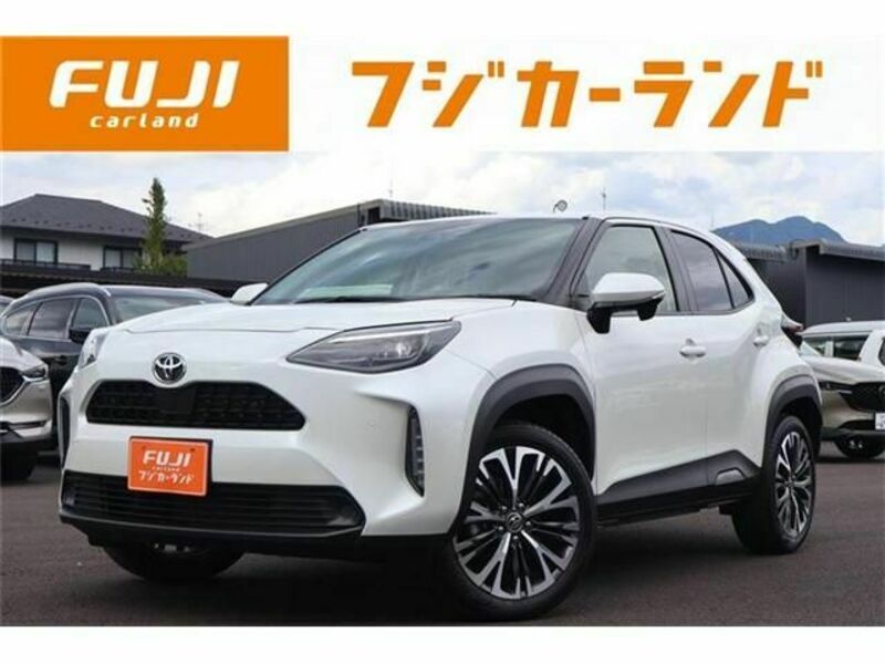 TOYOTA　YARIS CROSS