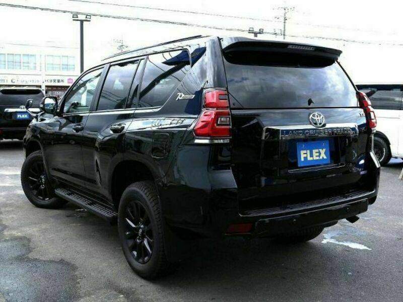 LAND CRUISER PRADO-11