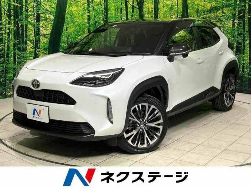 TOYOTA　YARIS CROSS