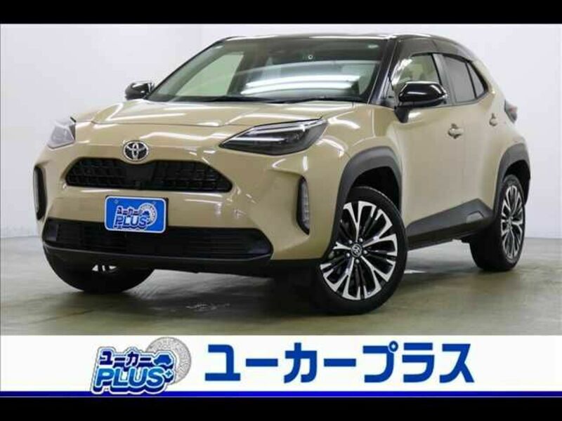 TOYOTA　YARIS CROSS