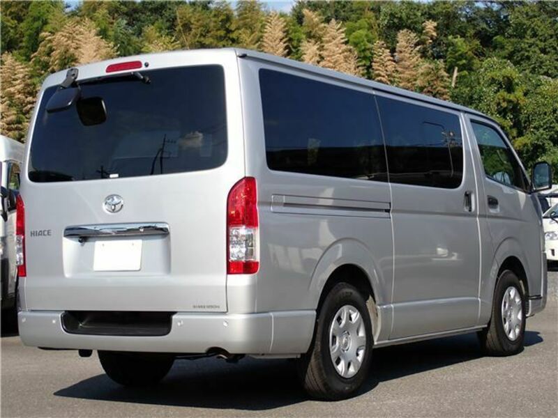 HIACE VAN-1