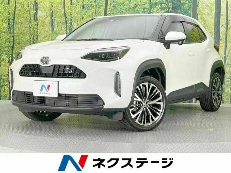 TOYOTA　YARIS CROSS