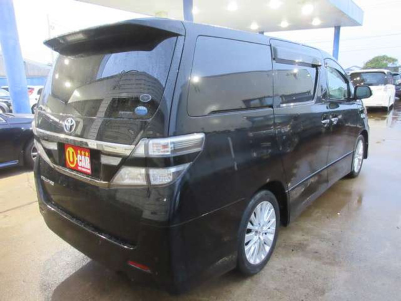 VELLFIRE-8