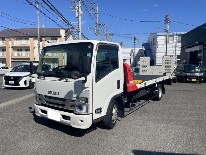 ISUZU　ELF