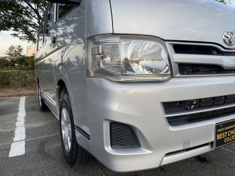 HIACE VAN-19