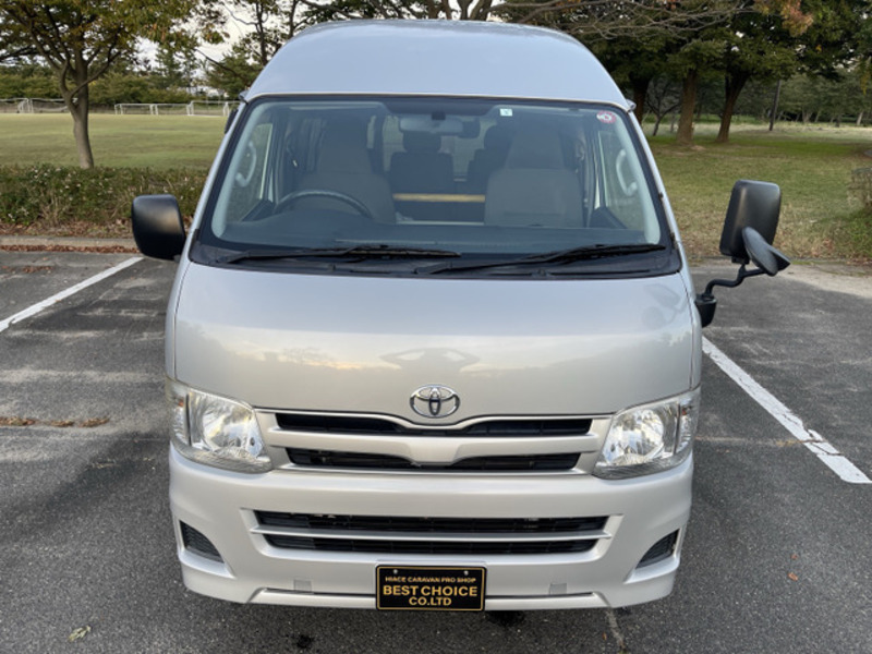 HIACE VAN-12