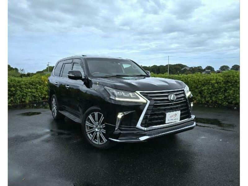 LEXUS　LX