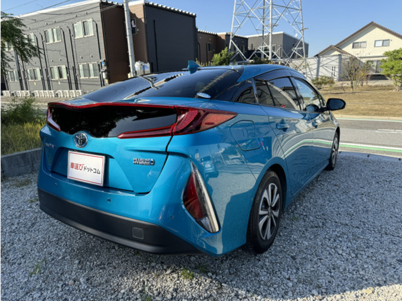 PRIUS PHV-8