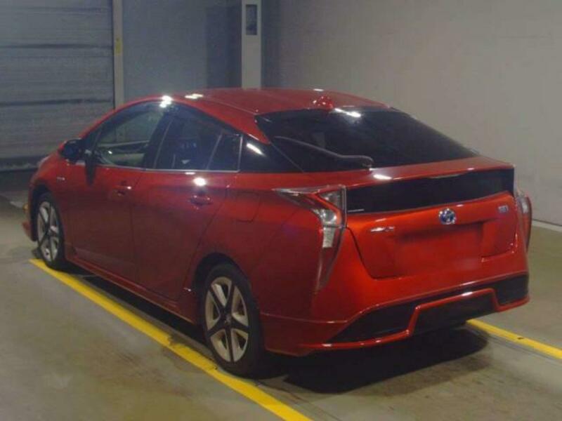 PRIUS-1