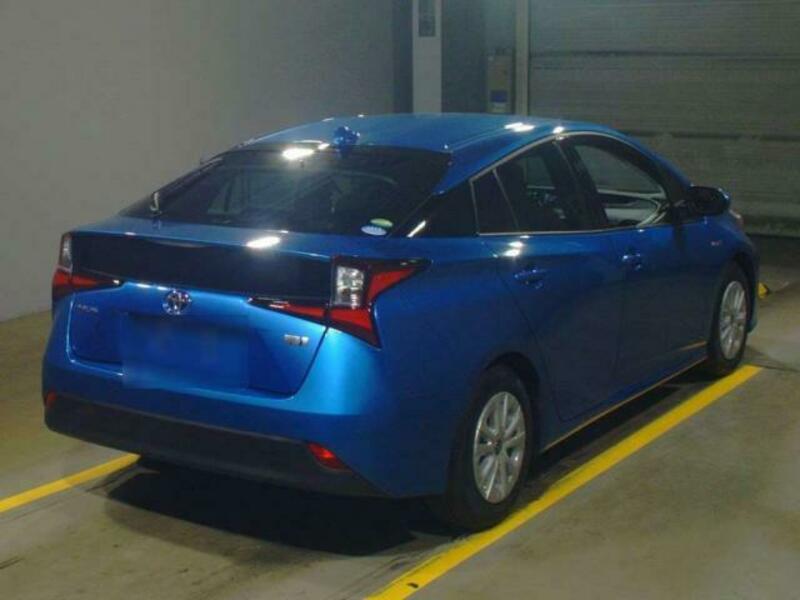 PRIUS-11