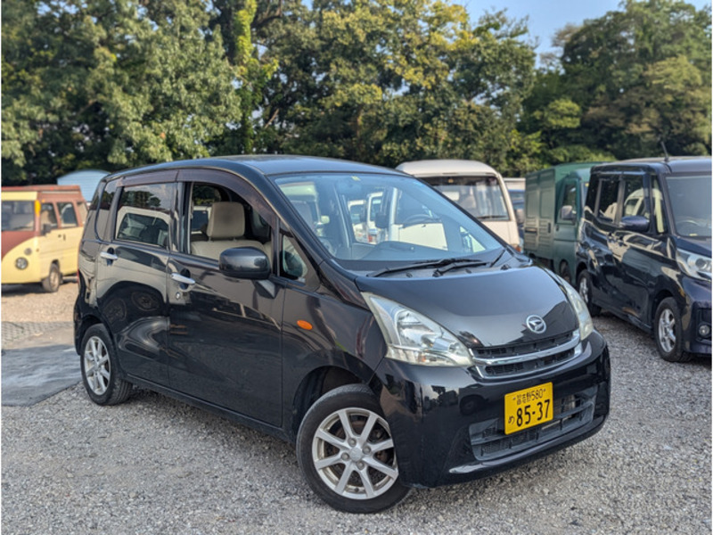 DAIHATSU　MOVE