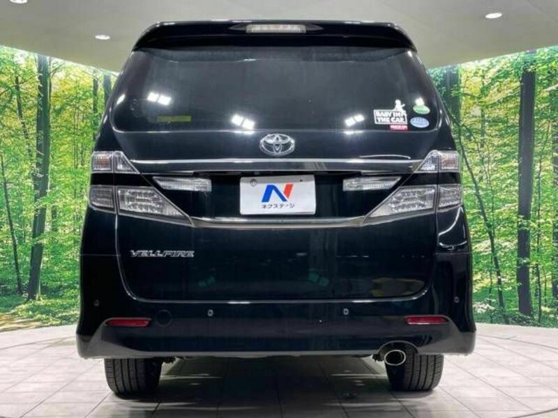 VELLFIRE-14