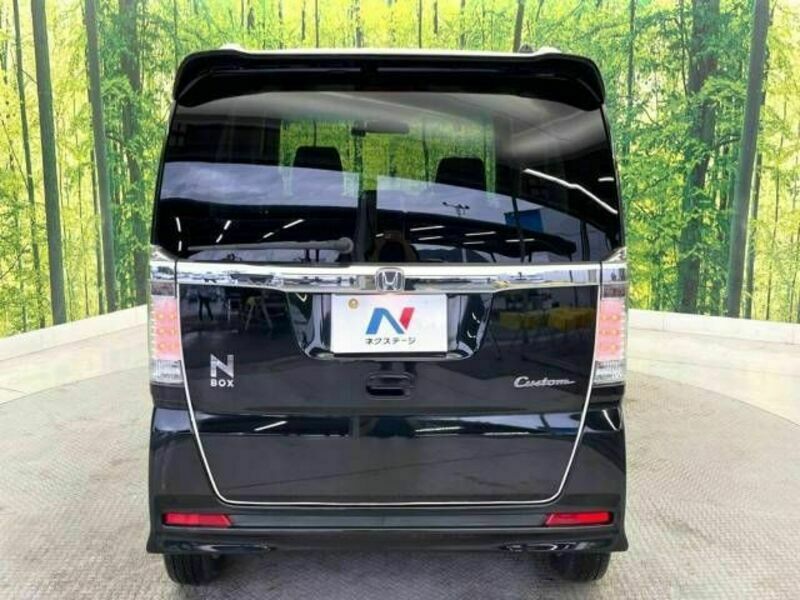 N BOX CUSTOM-15