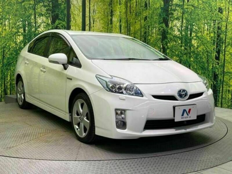 PRIUS-16