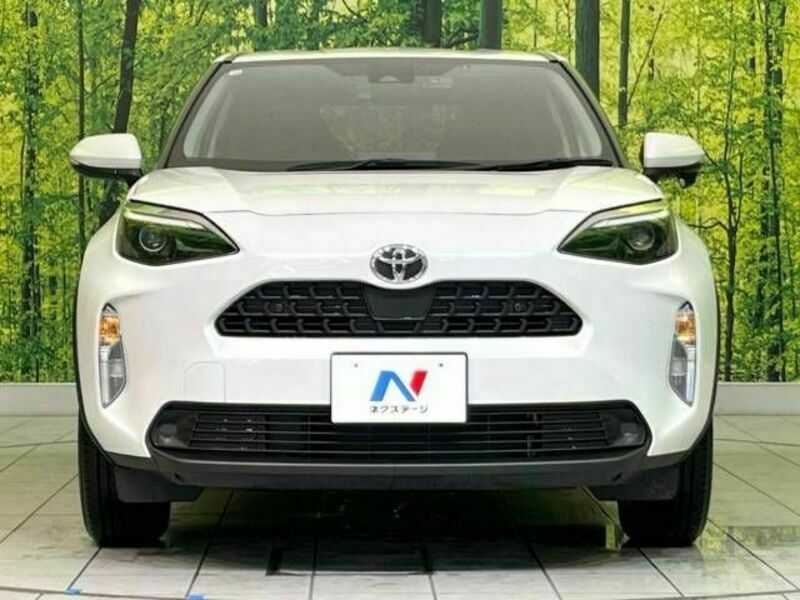 YARIS CROSS-14