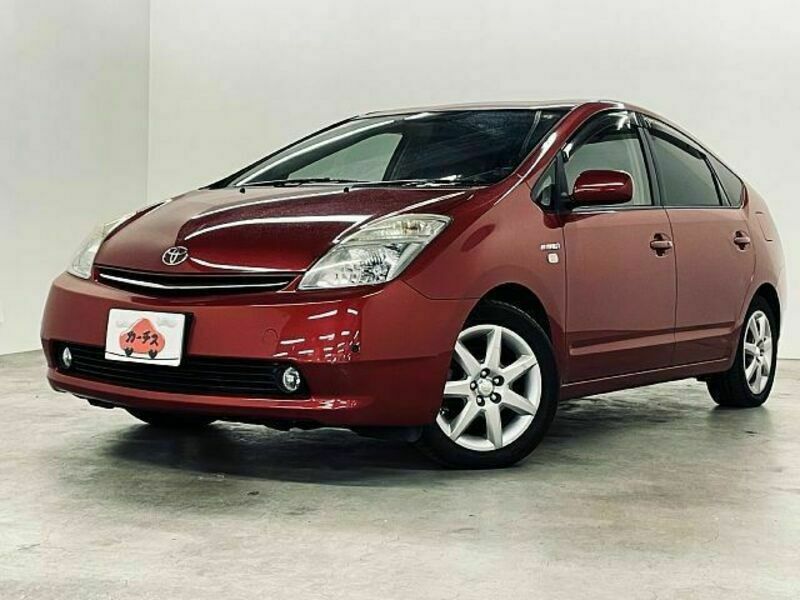 TOYOTA　PRIUS