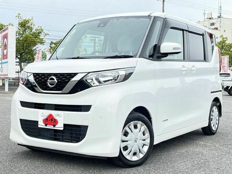 NISSAN　ROOX