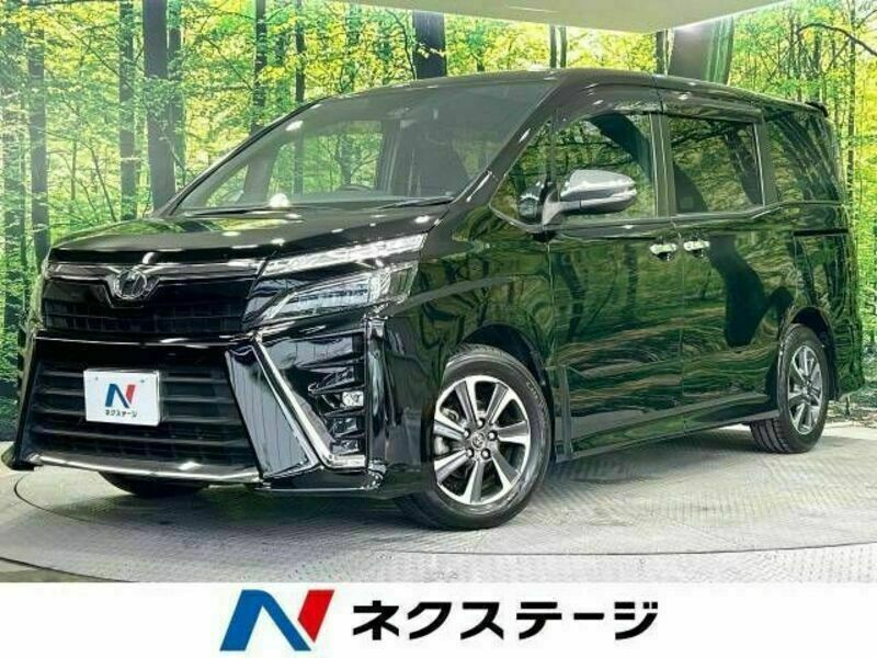 TOYOTA　VOXY