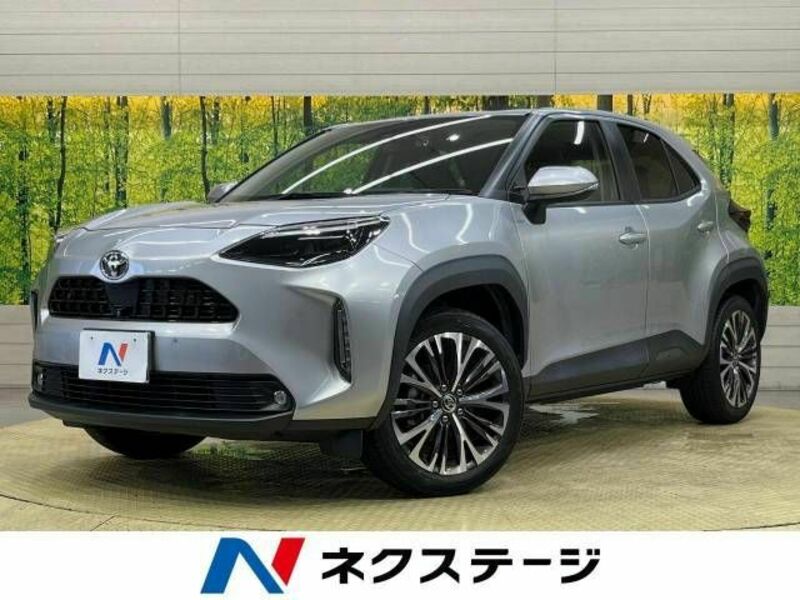 TOYOTA　YARIS CROSS