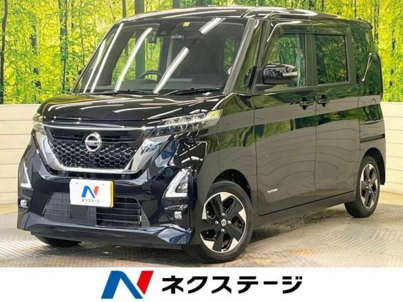 NISSAN　ROOX