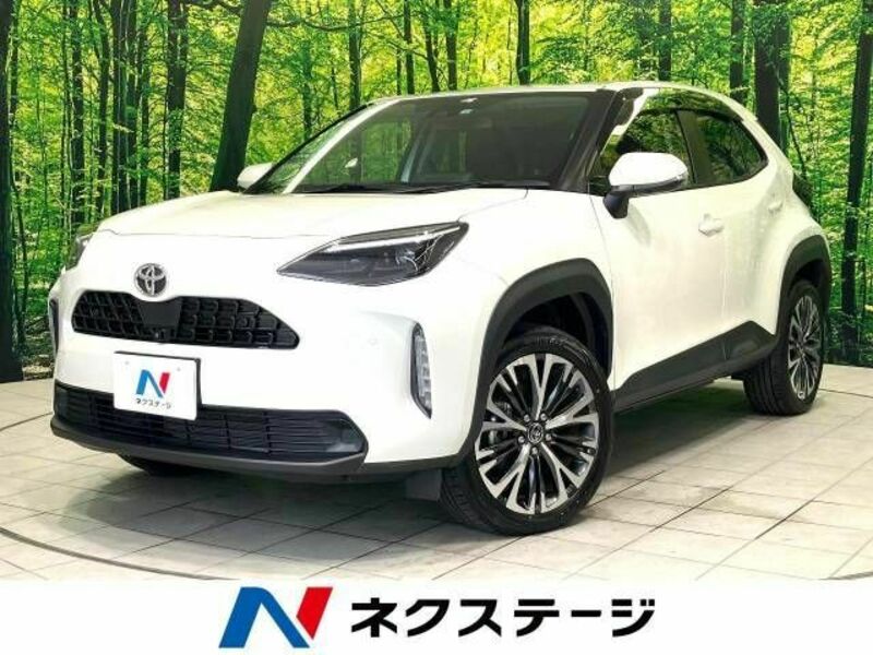 TOYOTA　YARIS CROSS