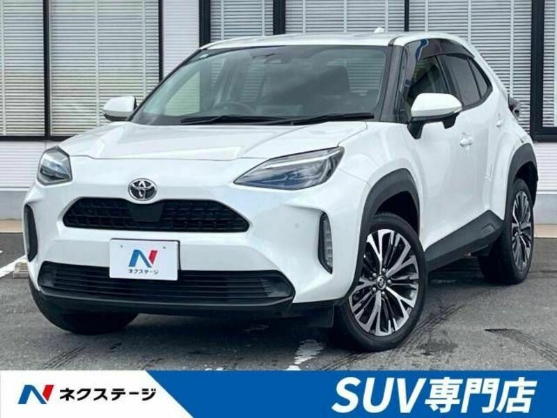 TOYOTA　YARIS CROSS