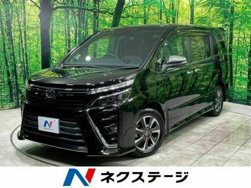 TOYOTA　VOXY