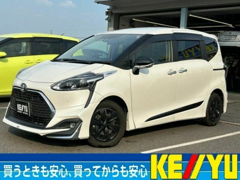 TOYOTA　SIENTA