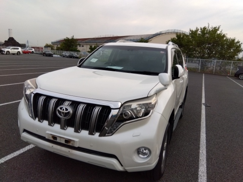 LAND CRUISER PRADO-36