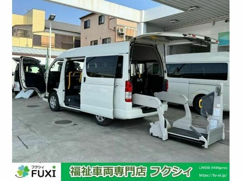 HIACE VAN