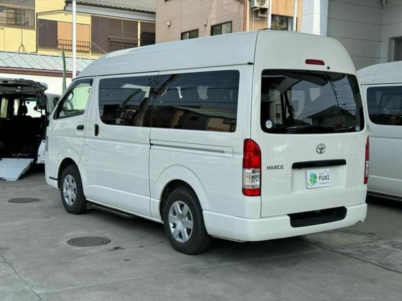 HIACE VAN-26