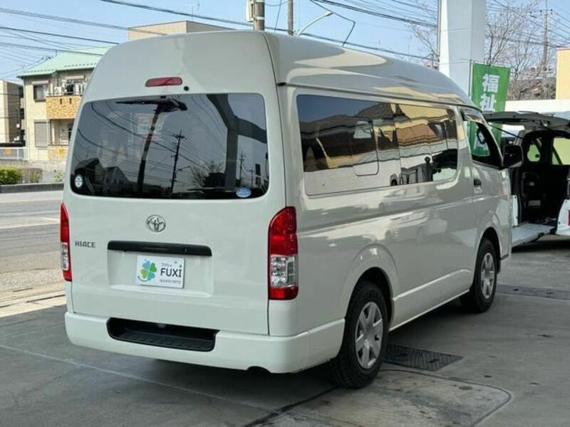 HIACE VAN-27