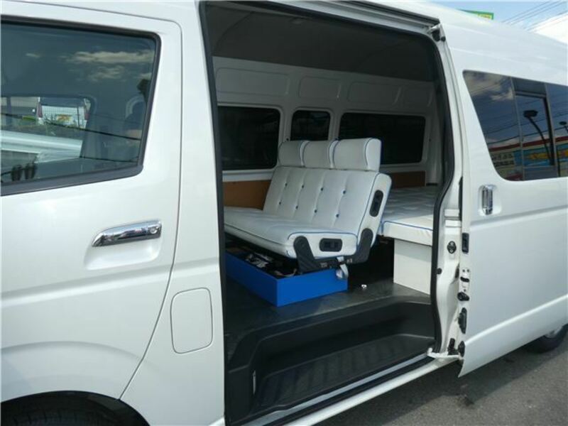 HIACE VAN-45