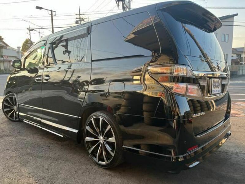 VELLFIRE-2