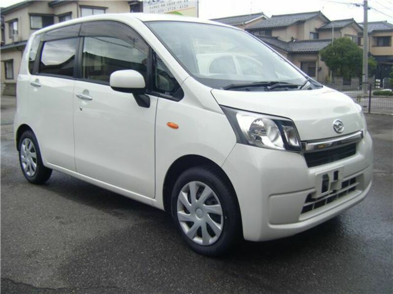 DAIHATSU　MOVE