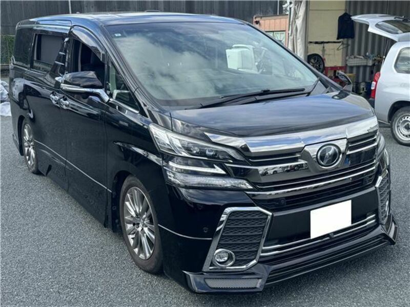 TOYOTA　VELLFIRE